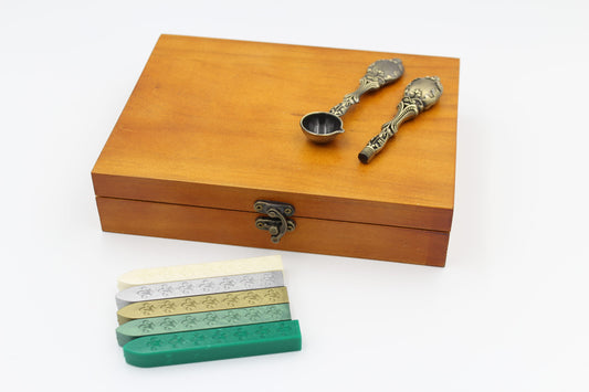 Sigill-kit – Stämpel, sked, vax och trälåda