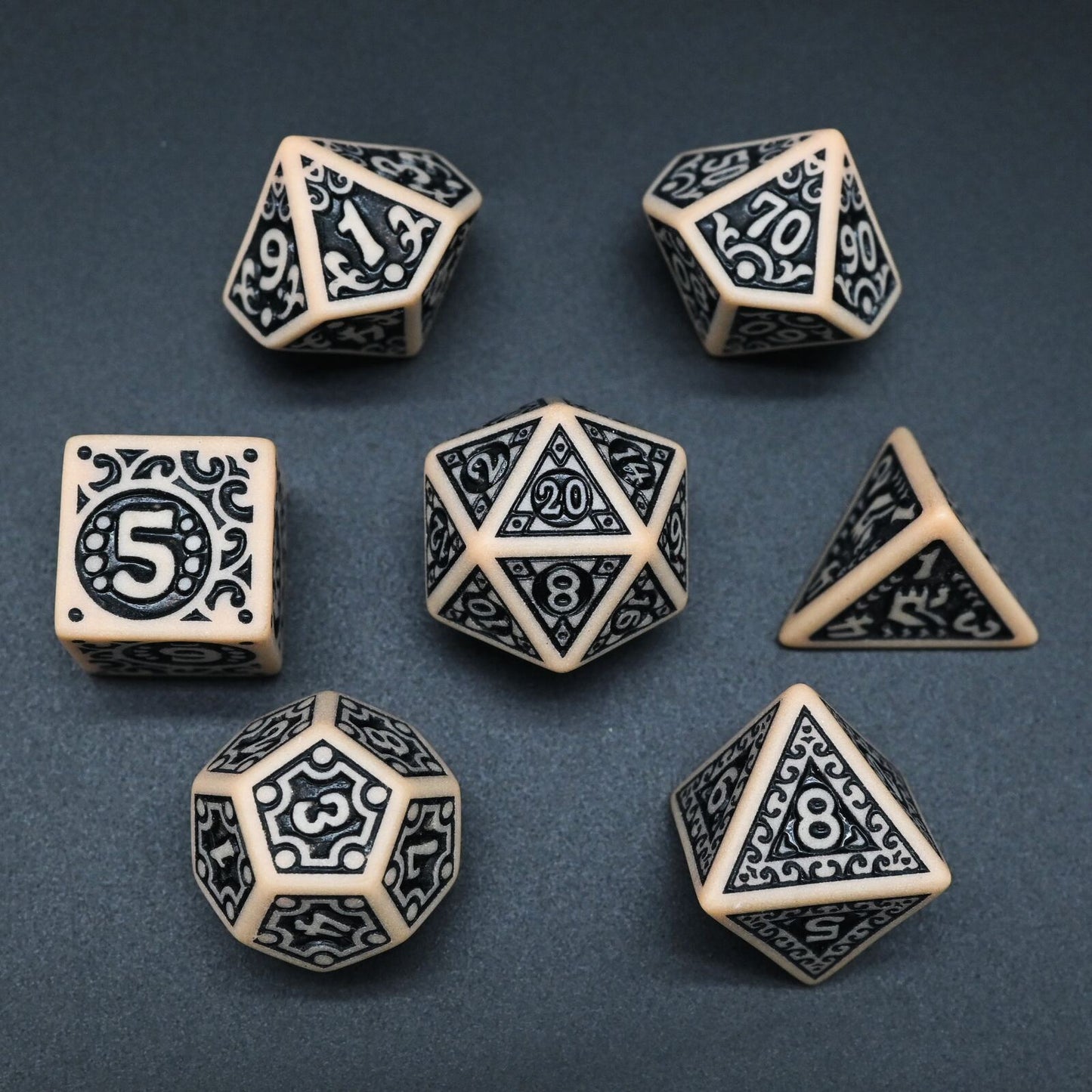 Ornate Series - RPG-set med 7 tärningar