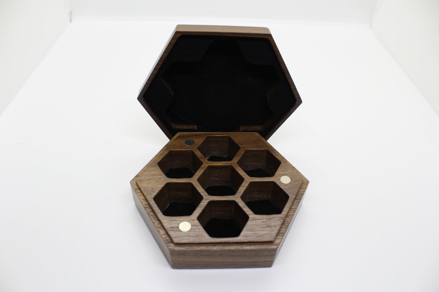 Dice Hive - Trälåda till rollspel